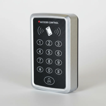 Control accesos de tarjeta y código