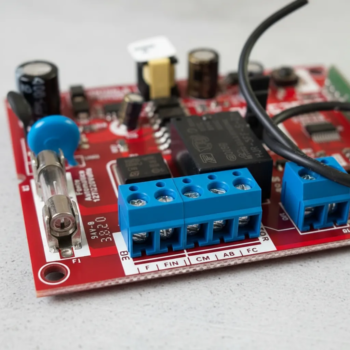 Central monofásica Omegasat